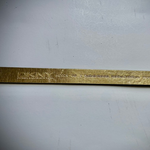 DKNY Ladies Black/Gold Belt - Picture 4 of 5